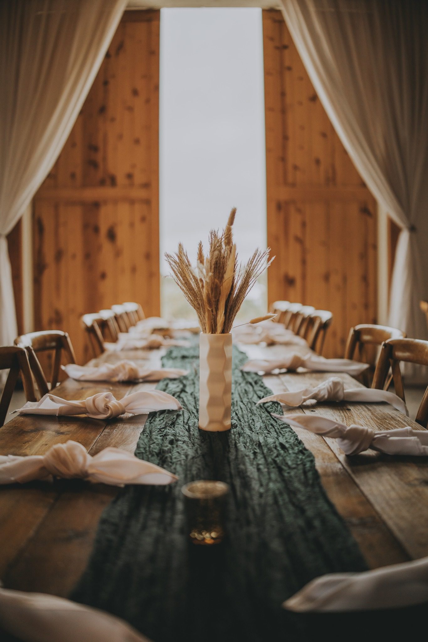Sabrina & Abel photography — frame 9 of 28