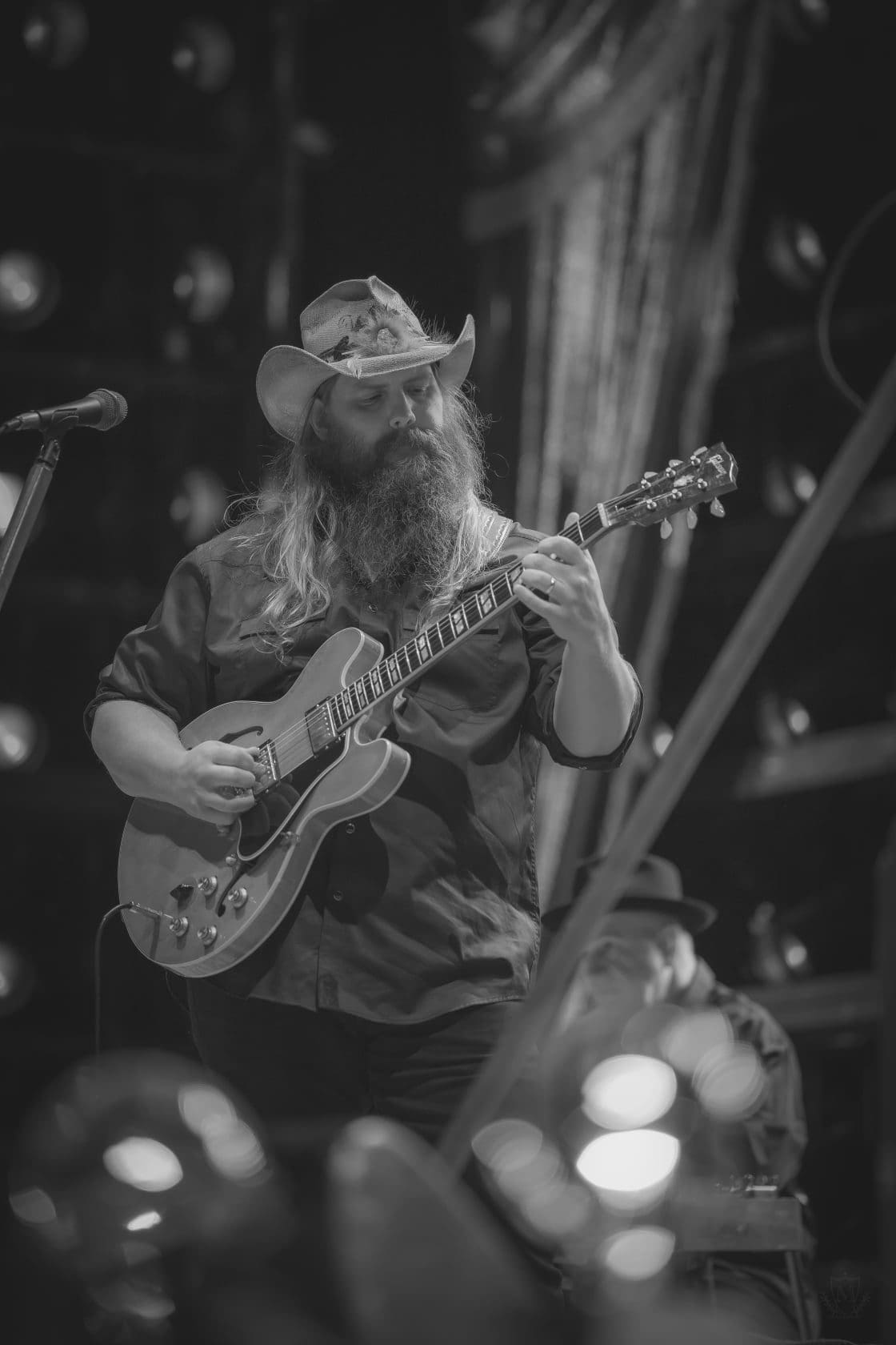 Chris Stapleton photography — frame 6 of 8