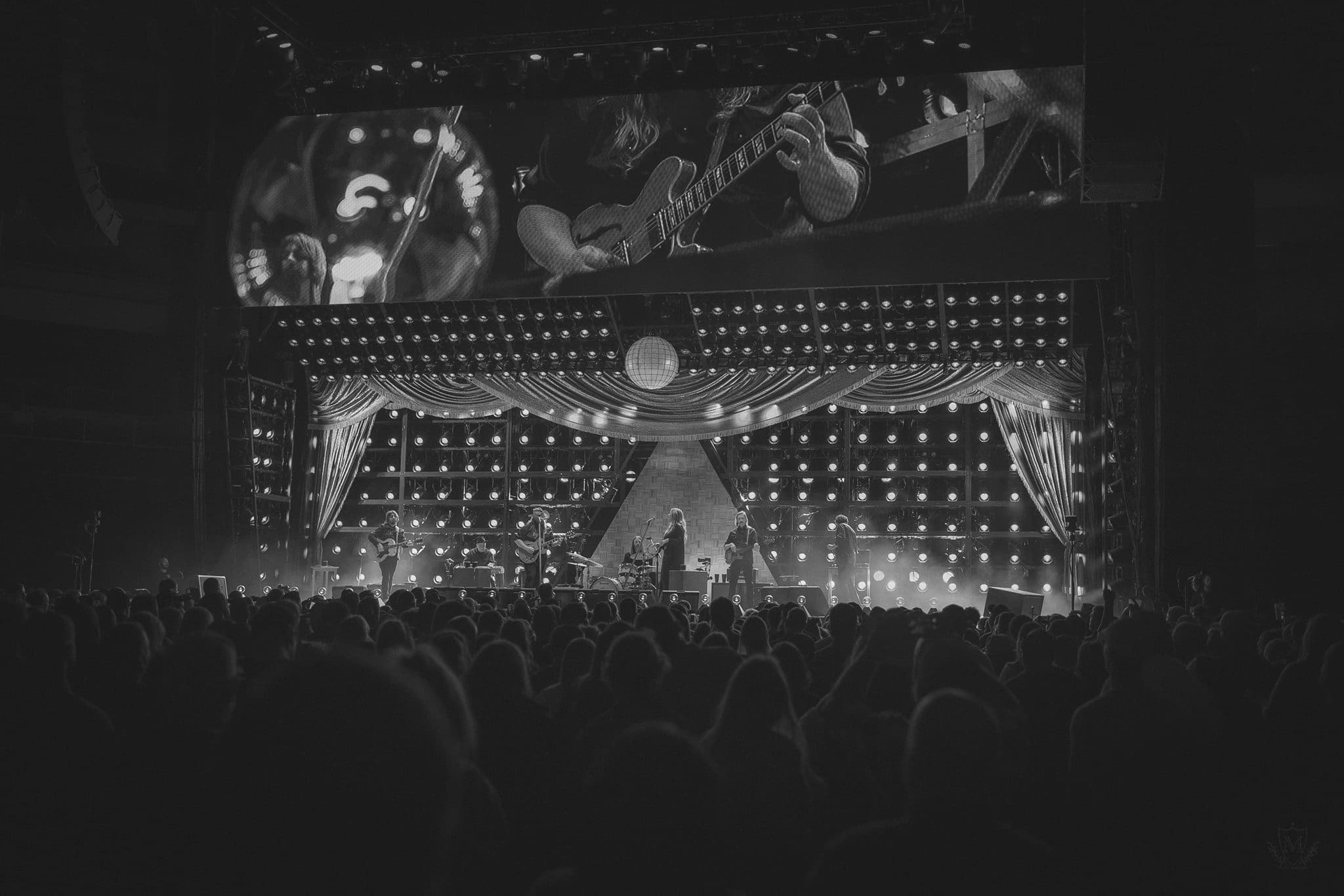 Chris Stapleton photography — frame 3 of 8