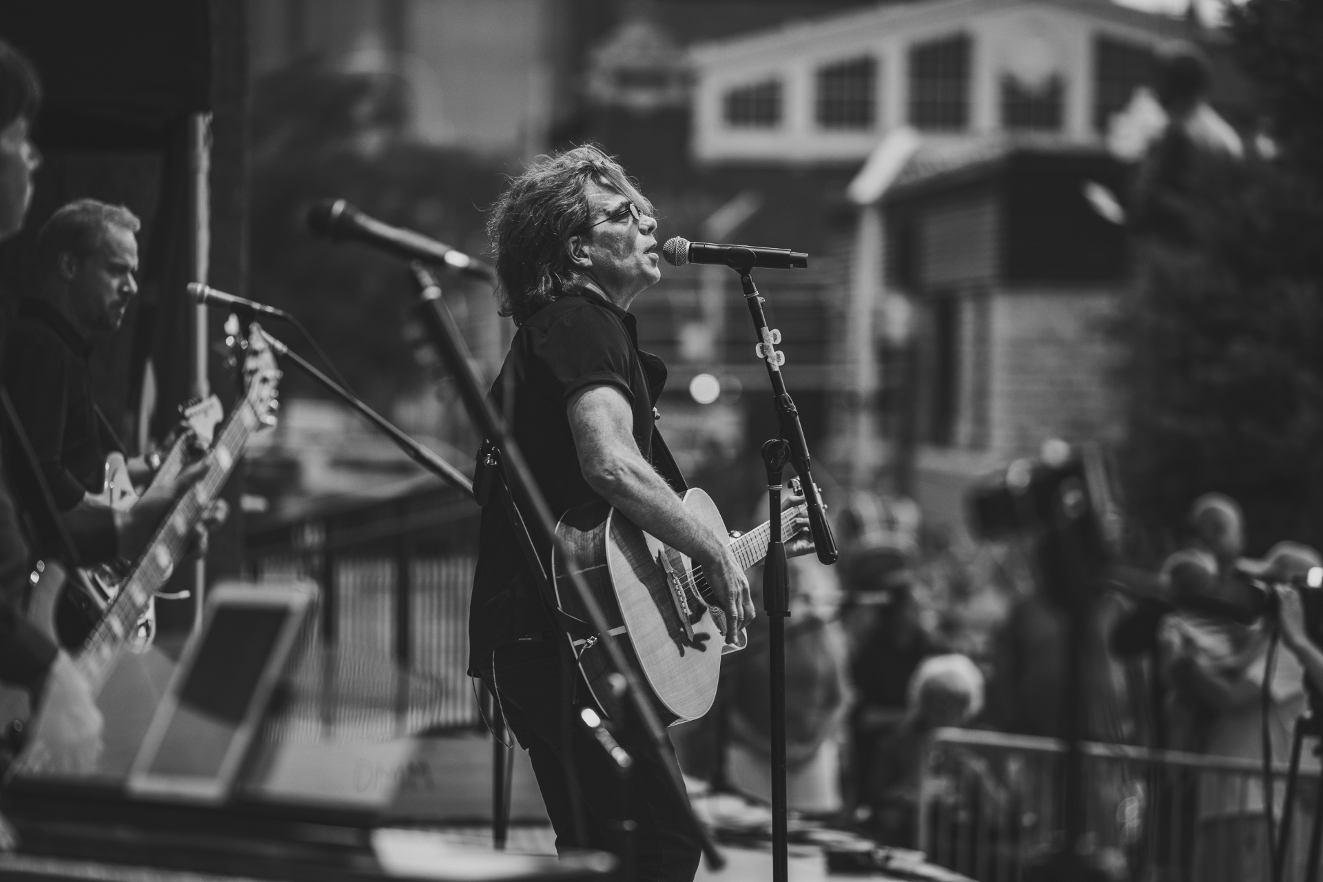 Frame from the KORY and the FIREFLIES concert at Levitt at the Falls in Sioux Falls