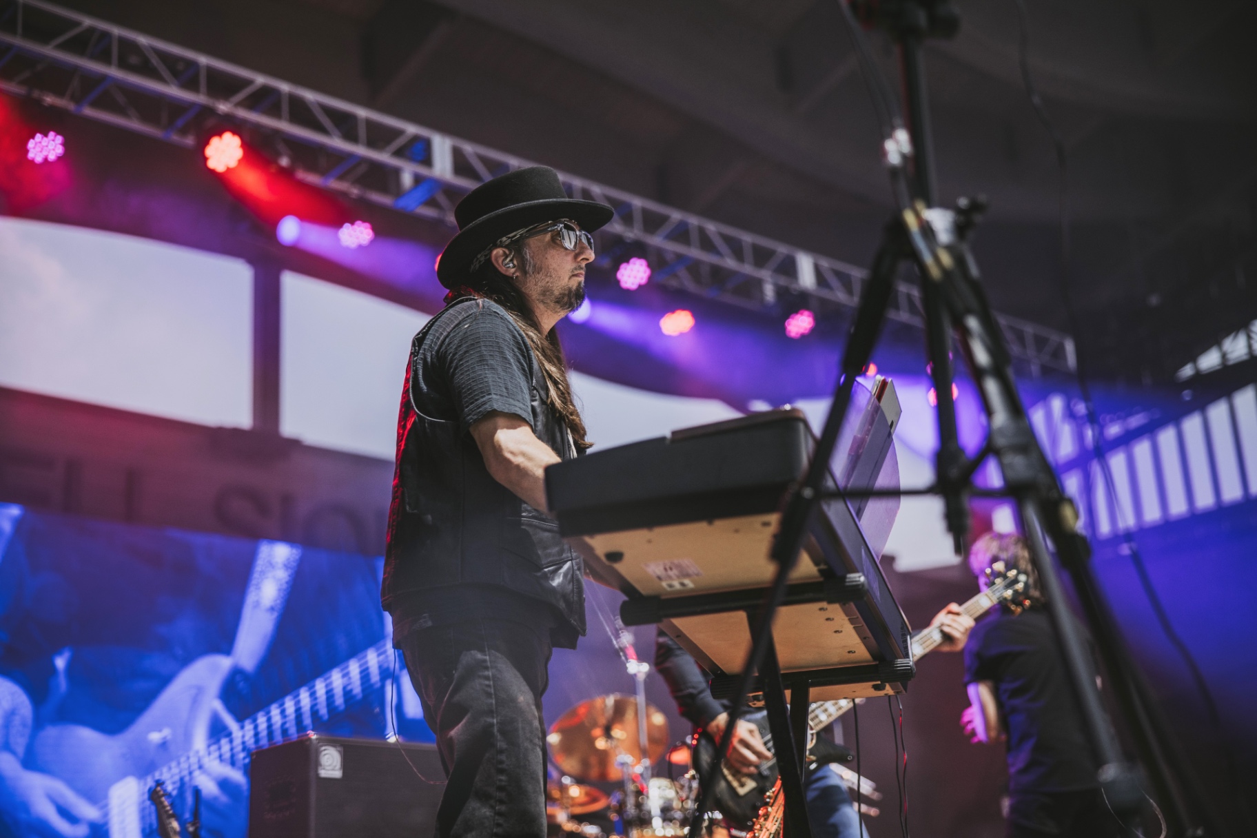 Frame from the KORY and the FIREFLIES concert at Levitt at the Falls in Sioux Falls